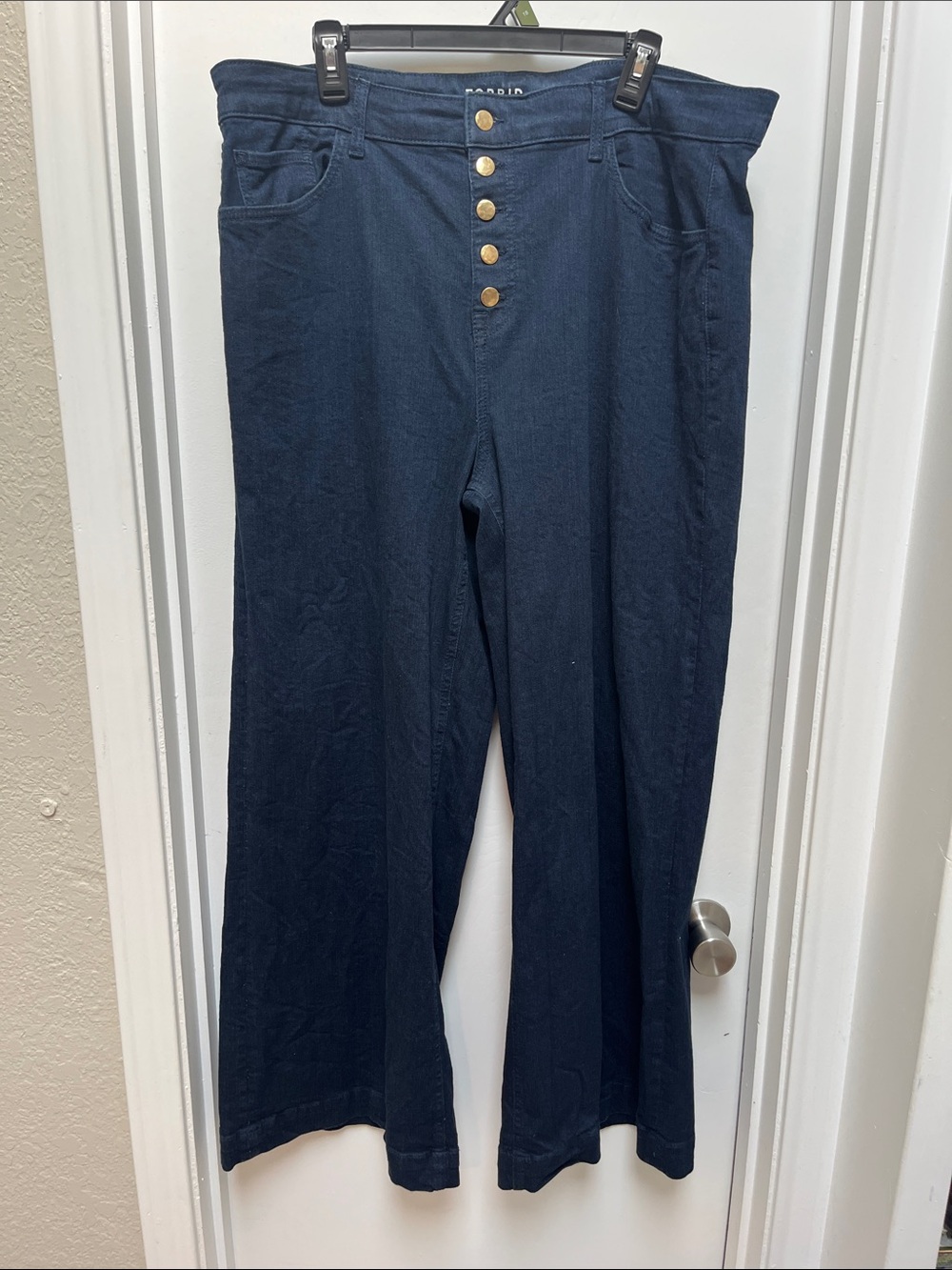 NWOT Torrid High-Rise Wide Leg Jean, Size 18 Regular